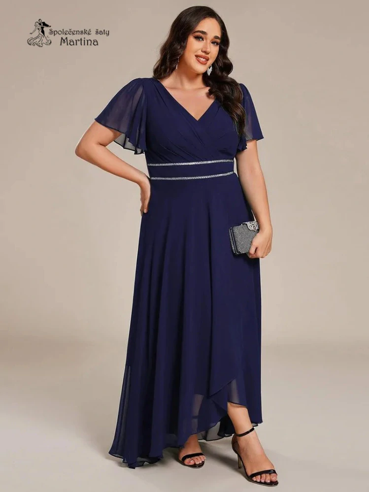 Mírně asymetrické XXL tmavě modré šaty s motýlími rukávy a ozdobným páskem "Ellie"