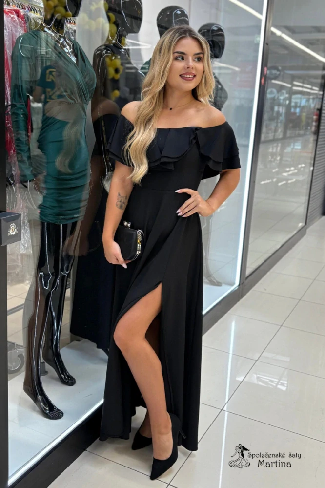 Černé šaty s volánem "Natalia" s odhalenými rameny a rozparkem