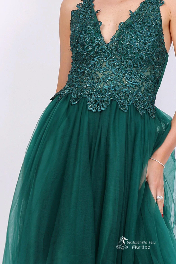 Lahvově zelené krátké tylové šaty "Blair" s krajkovým živůtkem vhodné do tanečních