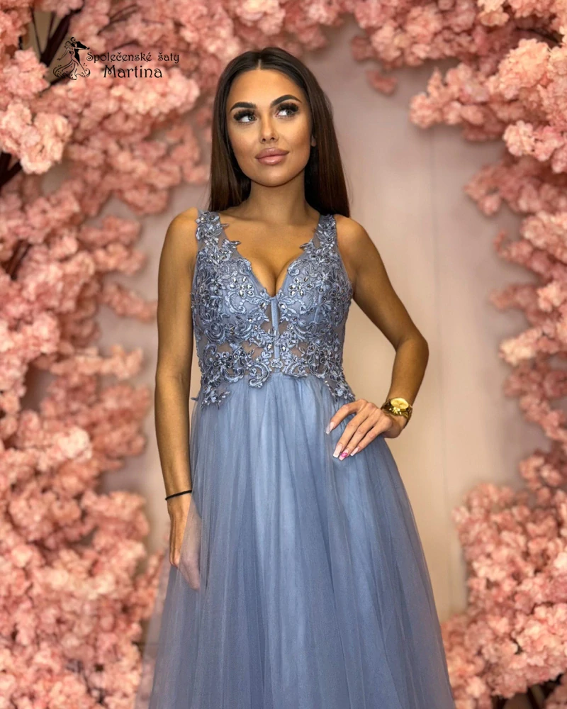 Staromodré tylové společenské šaty "Bartnisse" s krajkovým živůtkem a vzdušnou sukní - vel. 36