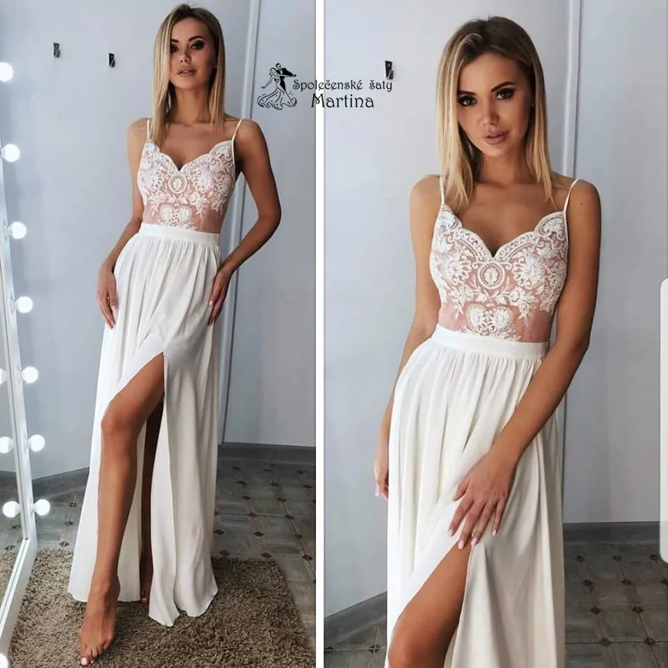 Dlouhé ecru-béžové společenské šaty "Sheila" se špagetovými ramínky - vel. 40