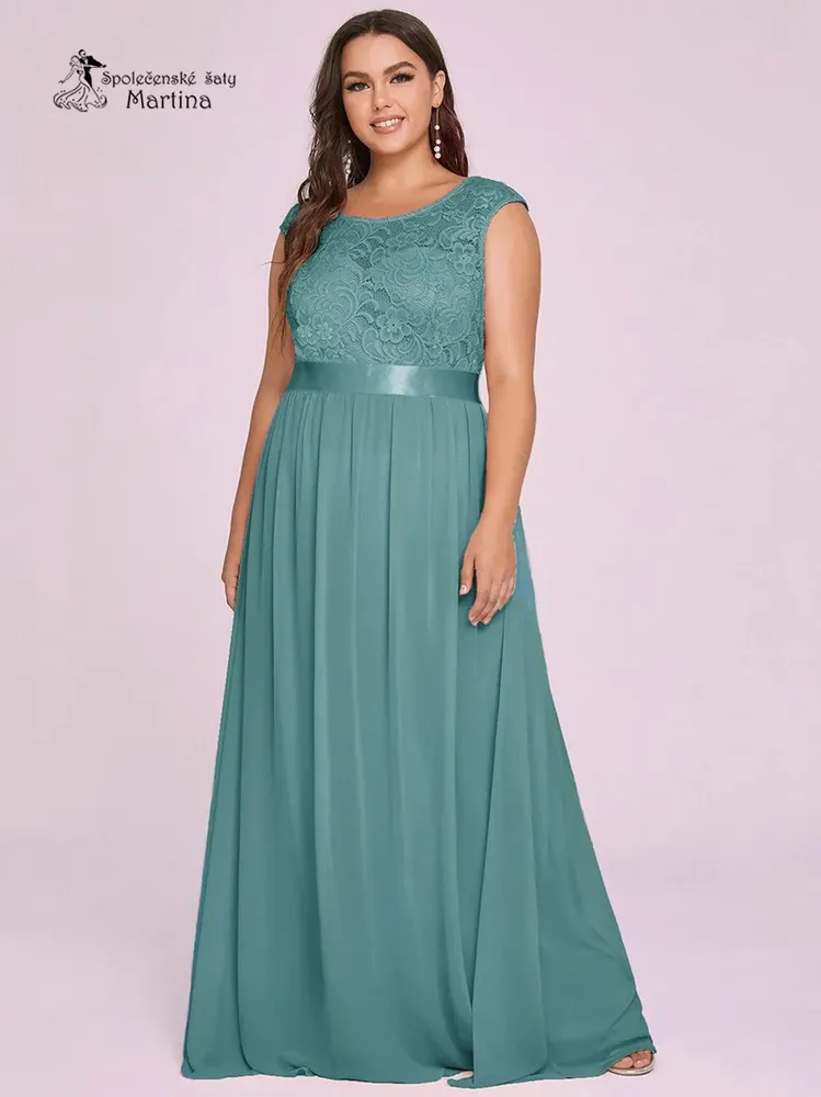 Staromodré společenské šaty "Siera XXL" s krajkovým živůtkem