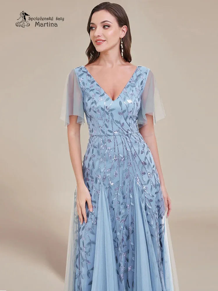 Blankytně modré společenské šaty "Kim"