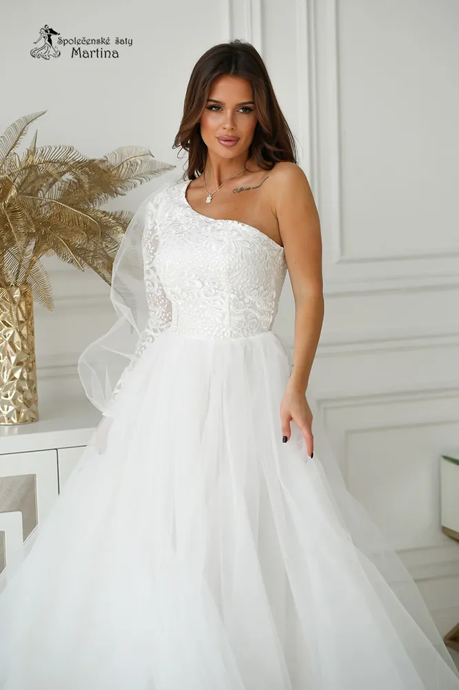 Dechberoucí svatební šaty či na věneček "Dream" s tylovou sukní a na jedno rameno - vel. 38