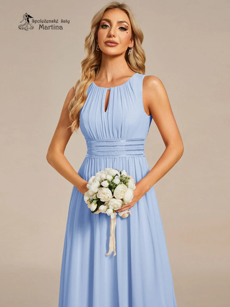 Ledově modré společenské šaty "Cherry" s lodičkovým výstřihem