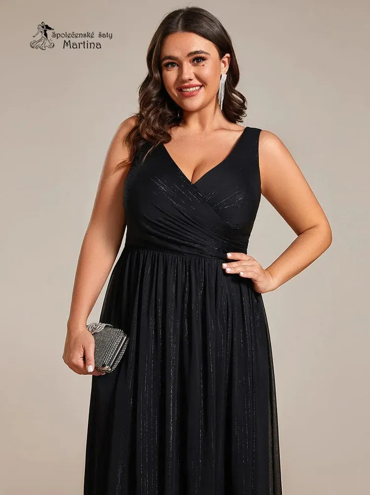 Plus size černé dlouhé společenské šaty "Kristeen" z krásné látky protkané stříbrnou nití