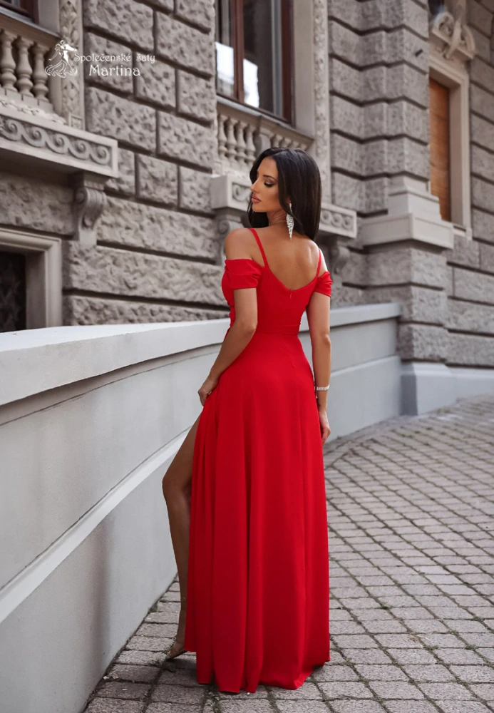 Dlouhé červené hladké společenské šaty "Valentina" se spadenými rukávy