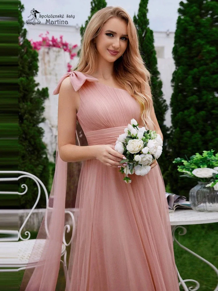 Růžové šaty na jedno rameno s lehkou tylovou sukní "Tisha"