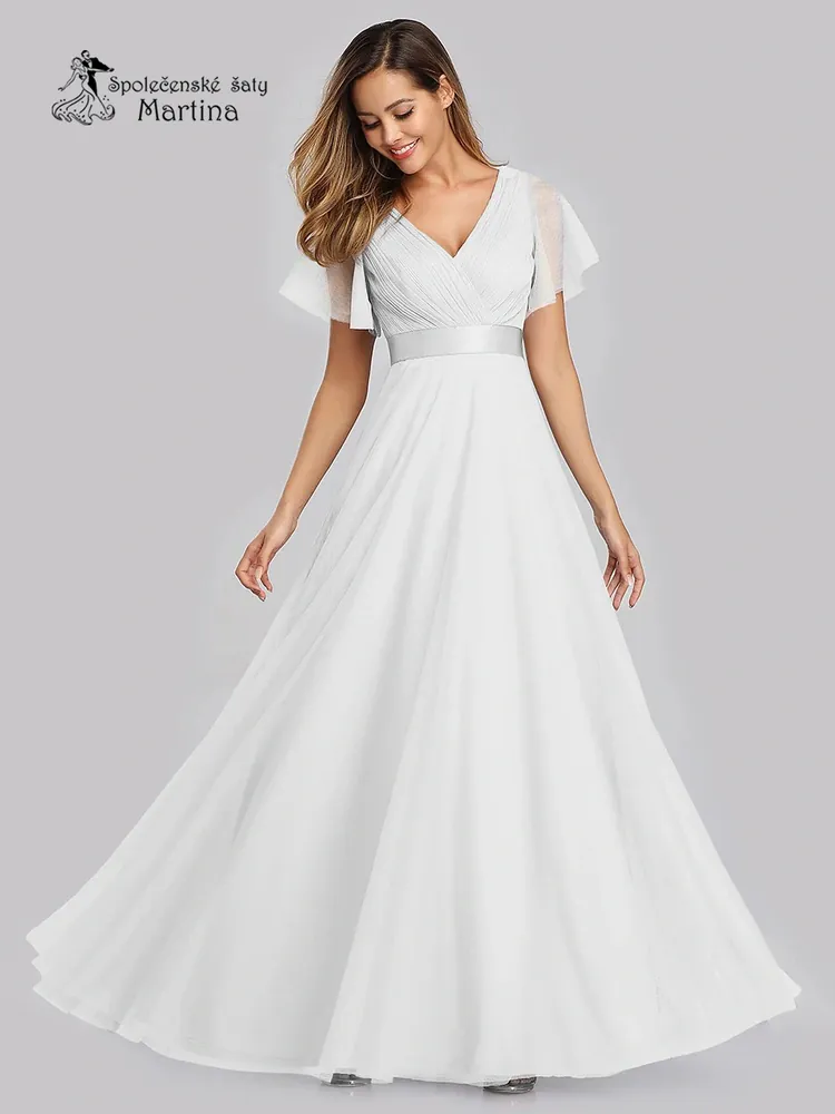 Bílé svatební  tylové šaty s krátkým rukávkem “Broke”