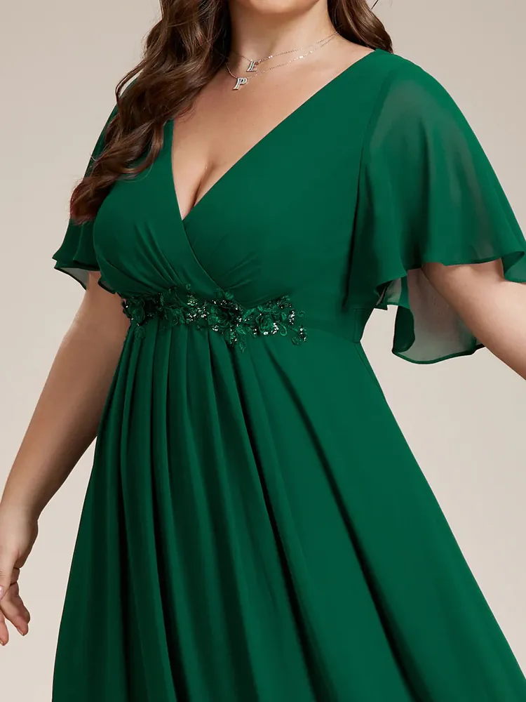 Zelené šifonové XXL šaty "Pandora" s volným rukávem a aplikací v pase