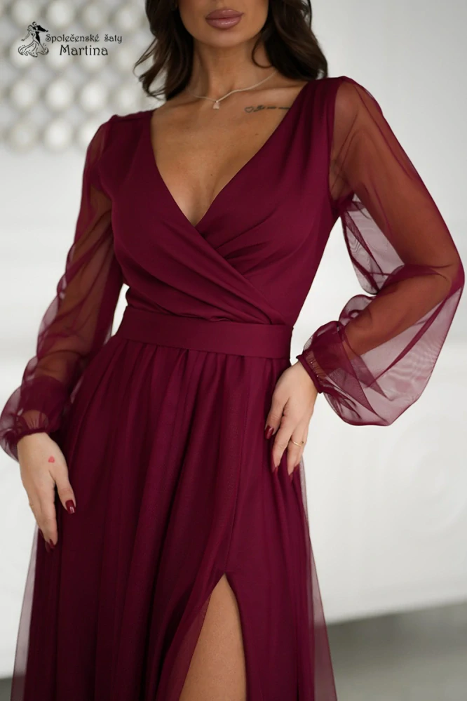 Vínové tylové společenské šaty "Alisha" s poloprůhlednými rukávy - vel. 42