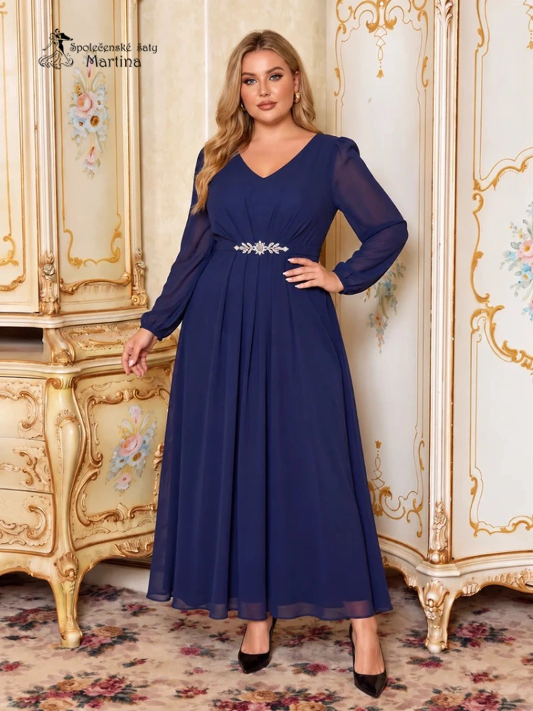 Tmavě modré plus size šifonové společenské šaty "Ashley“ s dlouhými rukávy a zdobeným pasem