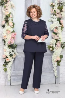Tmavě modrý elegantní společenský kostýmek "Sheryl" - vel. 56