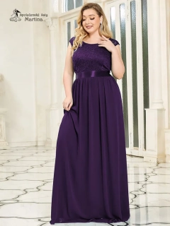 Fialové společenské šaty "Siera XXL" s krajkovým živůtkem