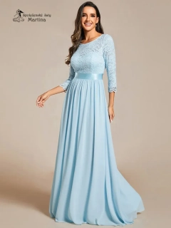 Světle modré společenské šaty s 3/4 krajkovými rukávy "Trish" 