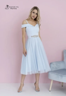 Midi světle modré šaty pro svatebního hosta či družičku "Daisy" se spadenými ramínky