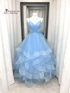 Světle modré maturitní šaty "Brooklyn" s volány v sukni