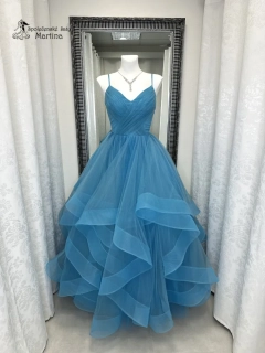 Staromodré maturitní šaty "Brooklyn" s volány v sukni