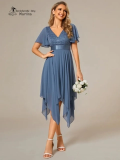 Dusty navy krátké šaty s cípy v sukni a volným rukávem "Jackeline"