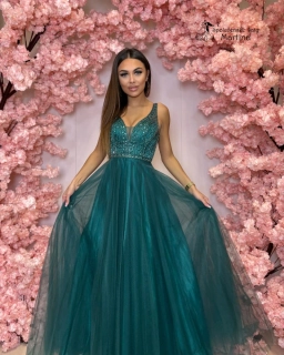 Luxusní lahvově zelené plesové šaty s bohatě zdobeným živůtkem "Maybach"