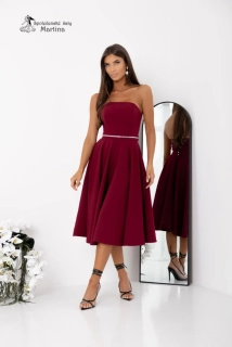 Vínové společenské šaty "Aurelia midi" s kolovou sukní a šněrováním na zádech